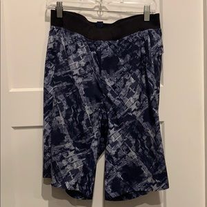 Lululemon core shorts